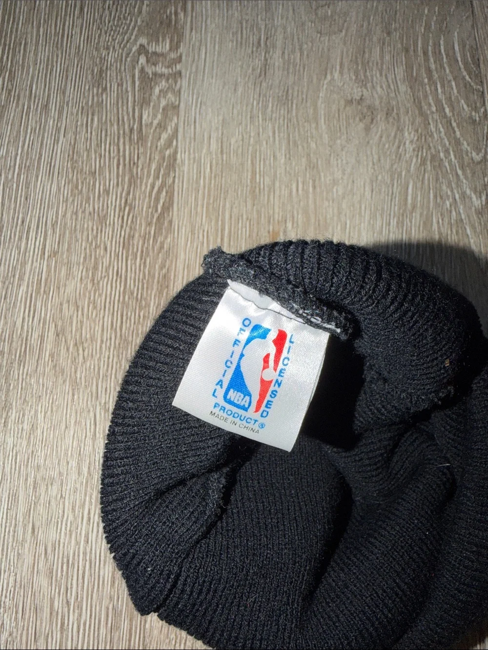 Vintage nba Black Knit Beanie with Red Stripe Chicago bulls